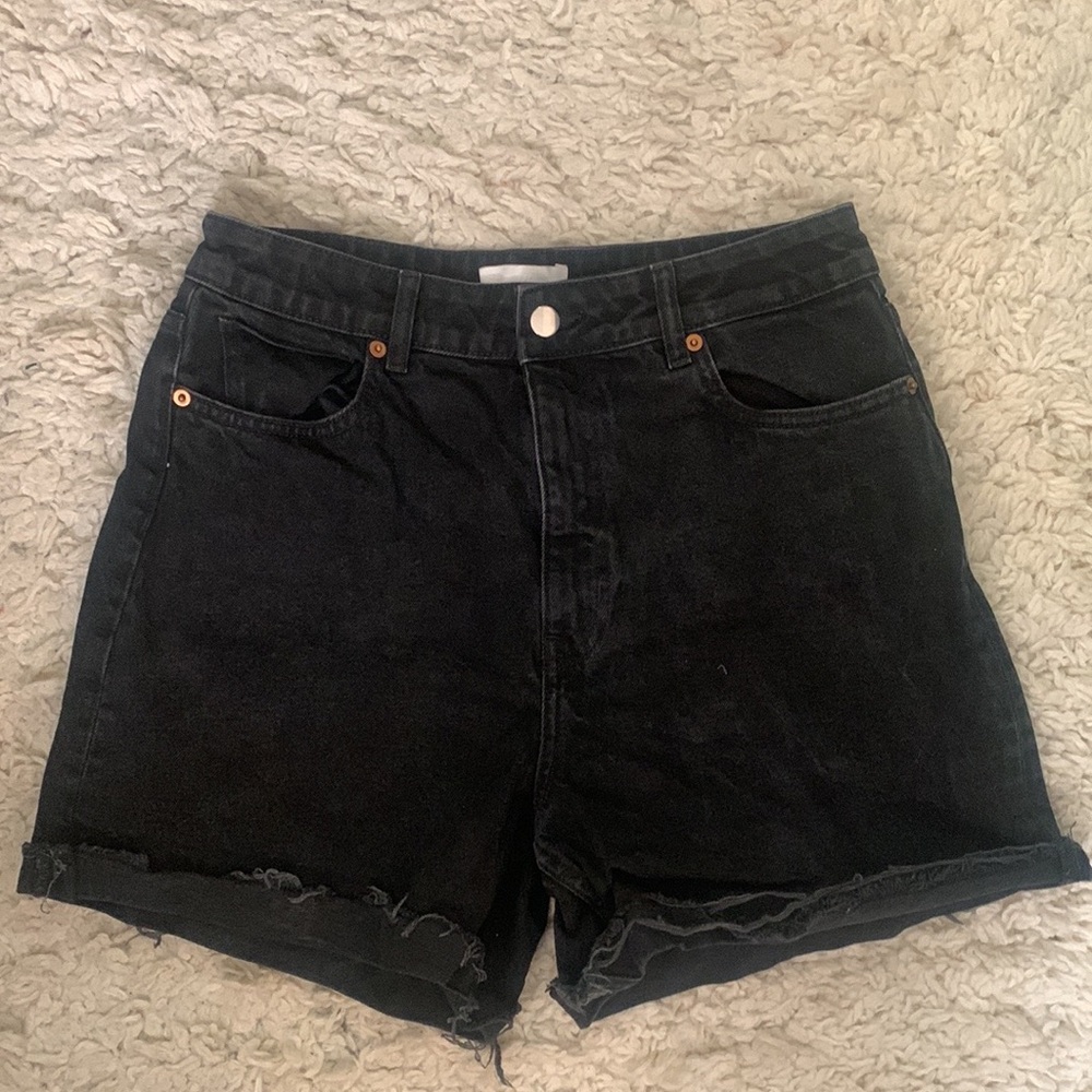 H M Black Denim Cut Off Jean Shorts